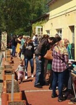 Bild von Frauenklamottenflohmarkt