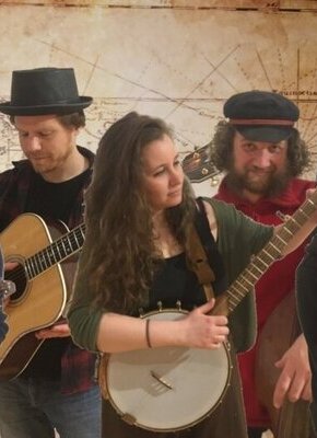 Bild von Folks on Planks | Folk, Shanty, Weltmusik